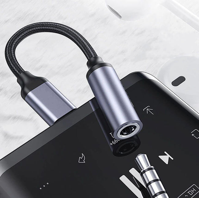 Adapter AUX Mini Jack do USB-C z DAC